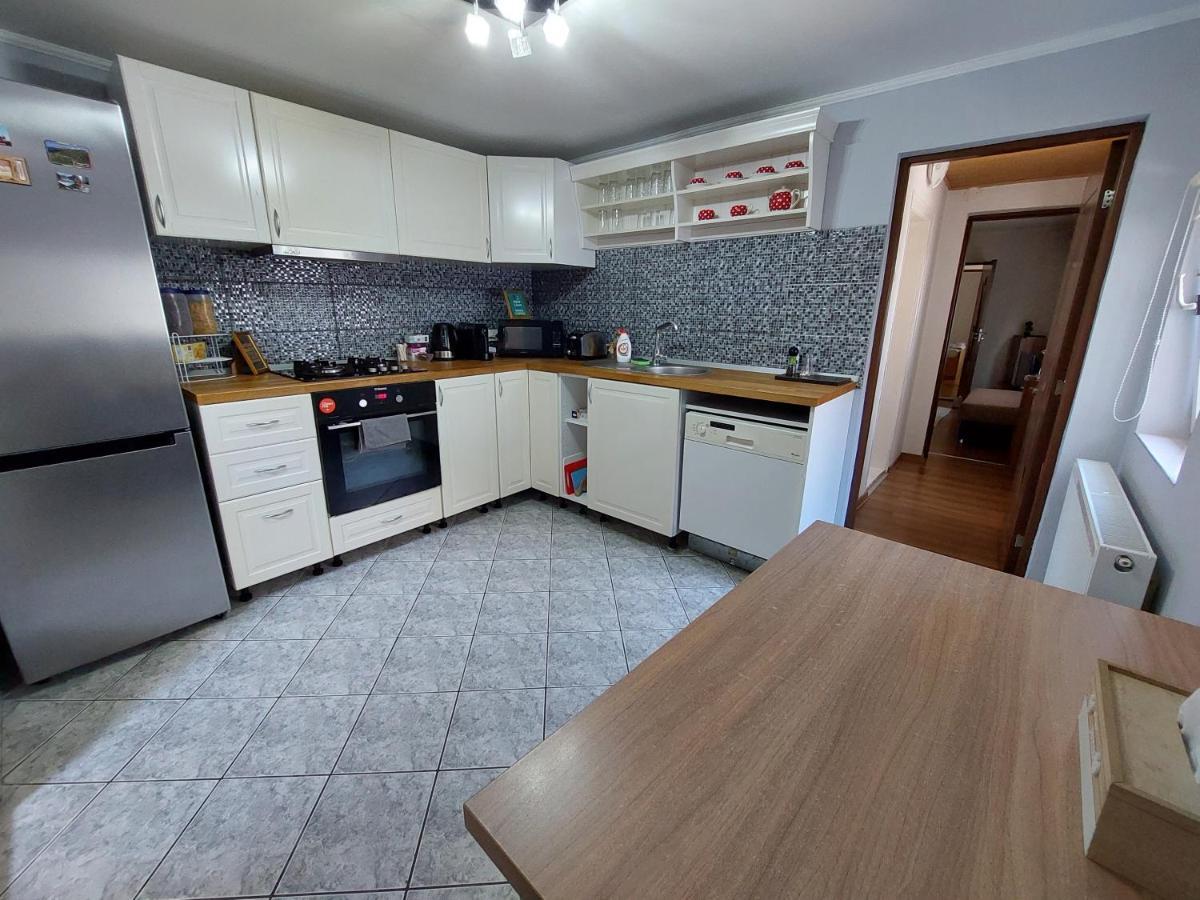 شقة Cozy, Quiet & Family Friendly In أراد المظهر الخارجي الصورة